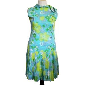 Vintage retro mod flower power drop waist pleated dress
